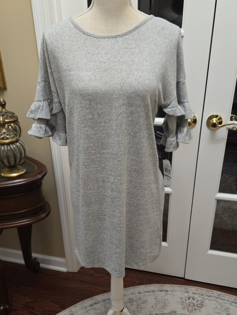 Speechless Heather Gray Knit Dress with Ruffle Sleeves Pull On Size Medium New